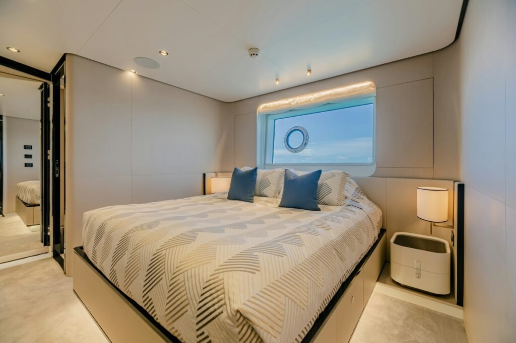 MAREA LA NAUTICA guest cabin