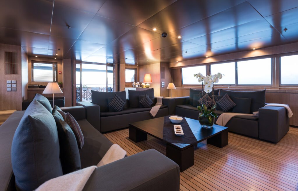Mariu Yacht for charter 3
