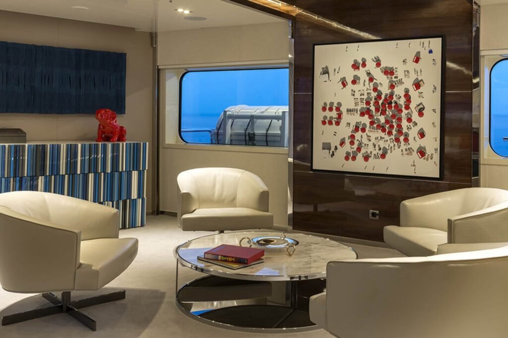 MARQUISE sun deck