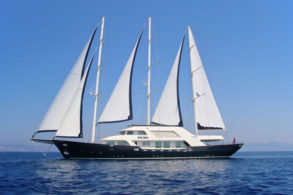 MEIRA for charter, profile view