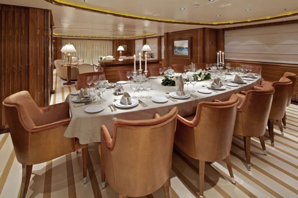 MIA RAMA guest cabin