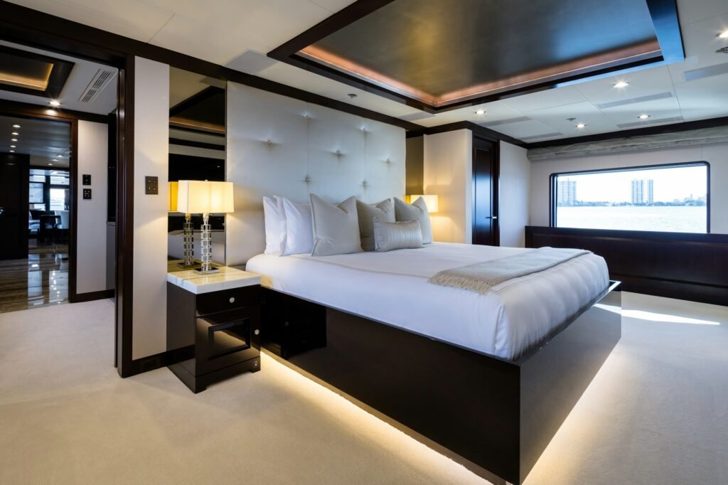 MISS MICHELLE master stateroom
