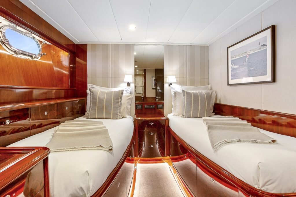 MISS SILVER VIP cabin