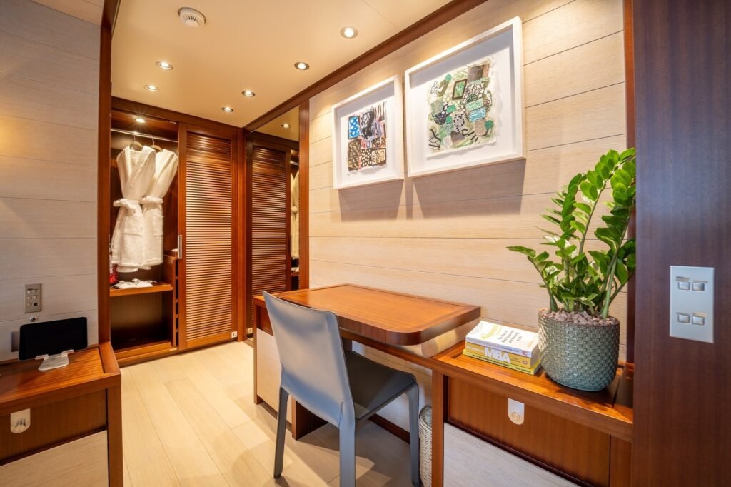 MOKA VIP cabin