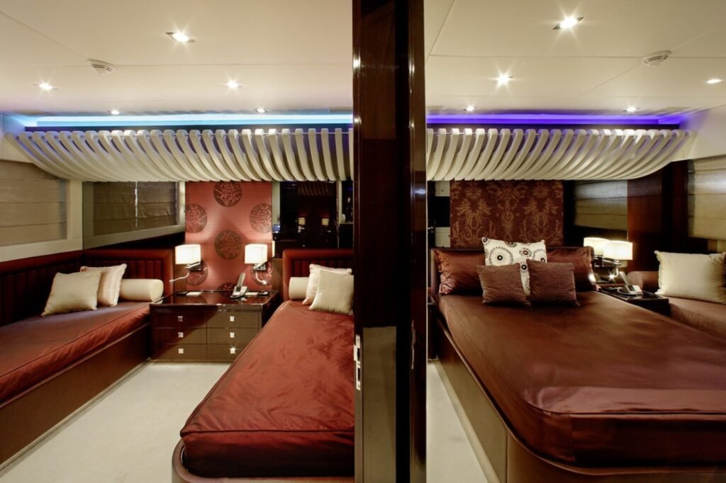MY TOY master suite