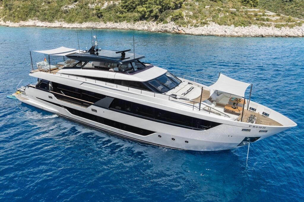 NAILU aft deck