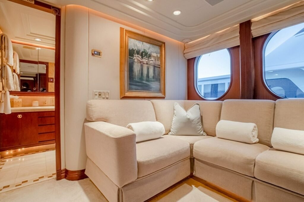 NEVER ENOUGH guest cabin