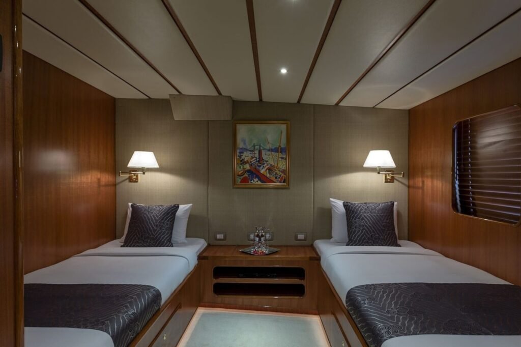 NORTHERN SUN guest cabin