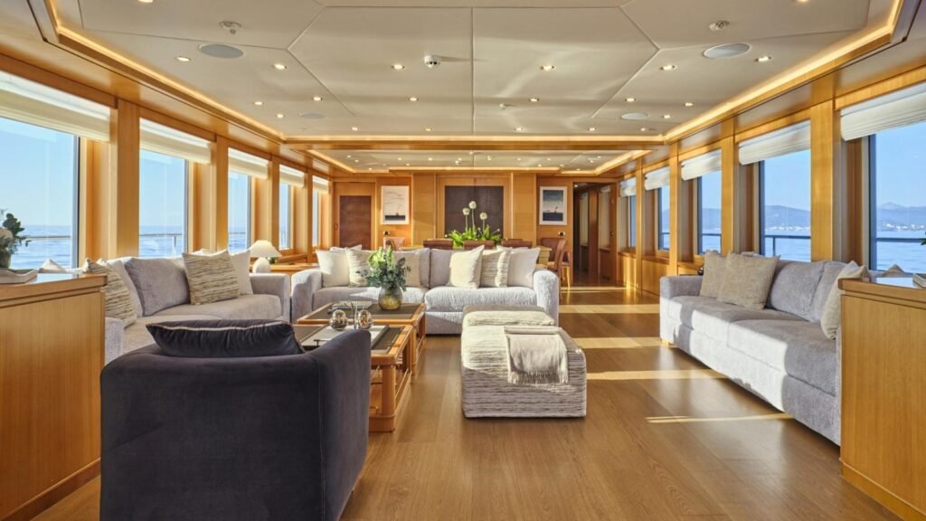 OASIS, 47-metre ISA charter yacht (view 16)