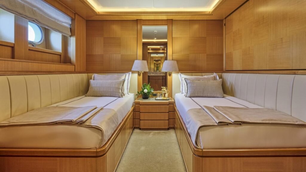 OASIS, 47-metre ISA charter yacht (view 34)