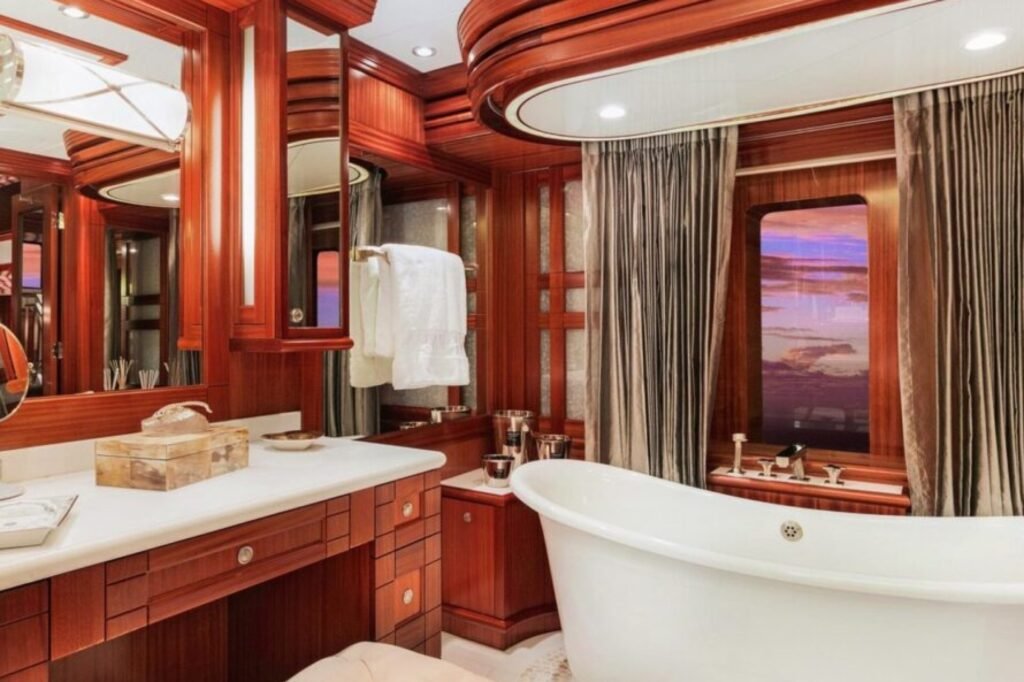 OCEAN CLUB guest cabin