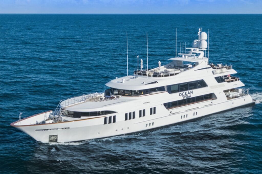 OCEAN CLUB profile