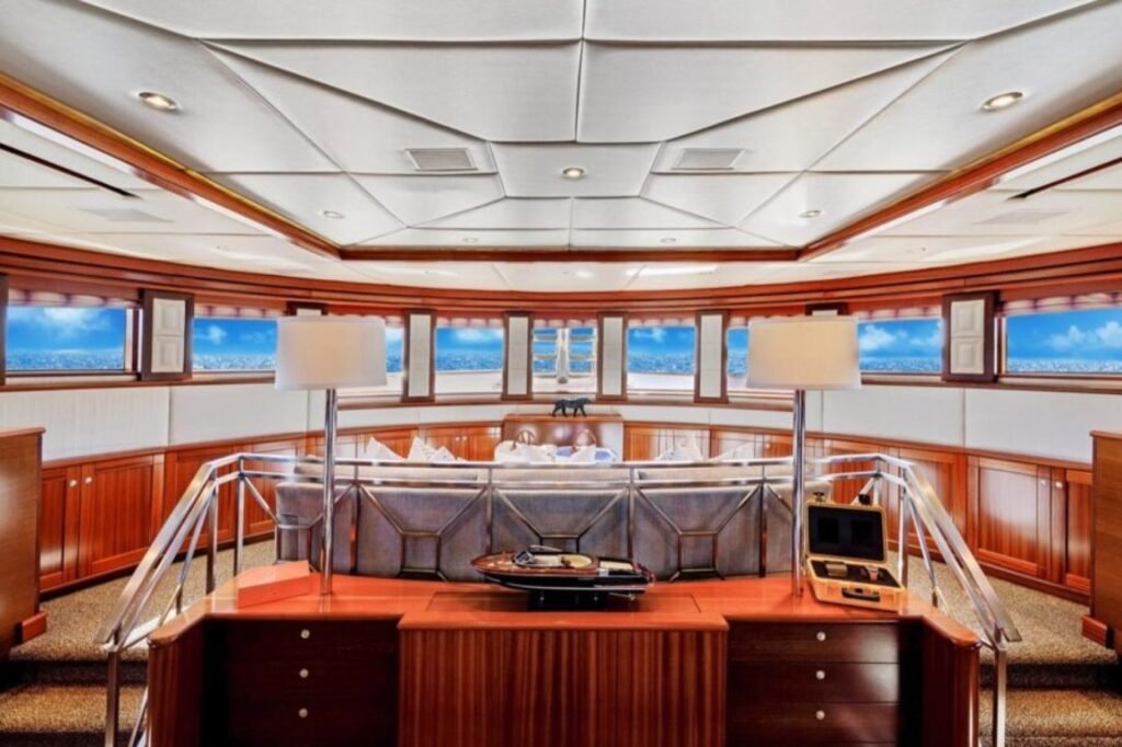 OCEAN CLUB dining