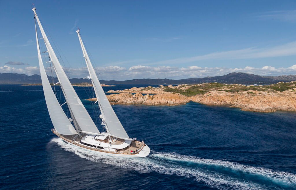 Ohana Yacht for charter 8