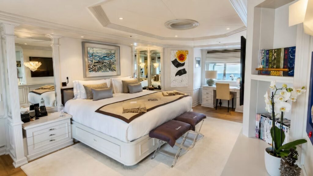 Mosaique Full-Beam Master Suite