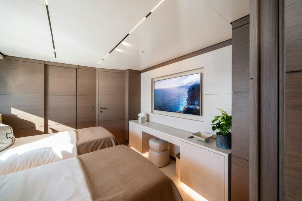 PALOMA double guest cabin