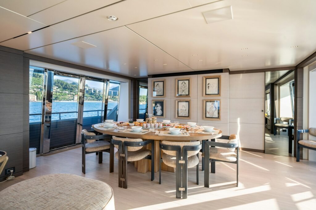 PALOMA formal dining