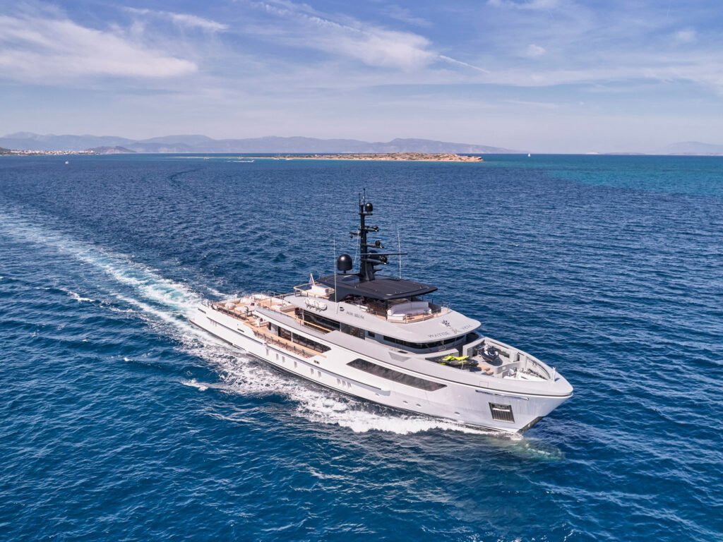 explorer yacht charter, expedition hull at anchor