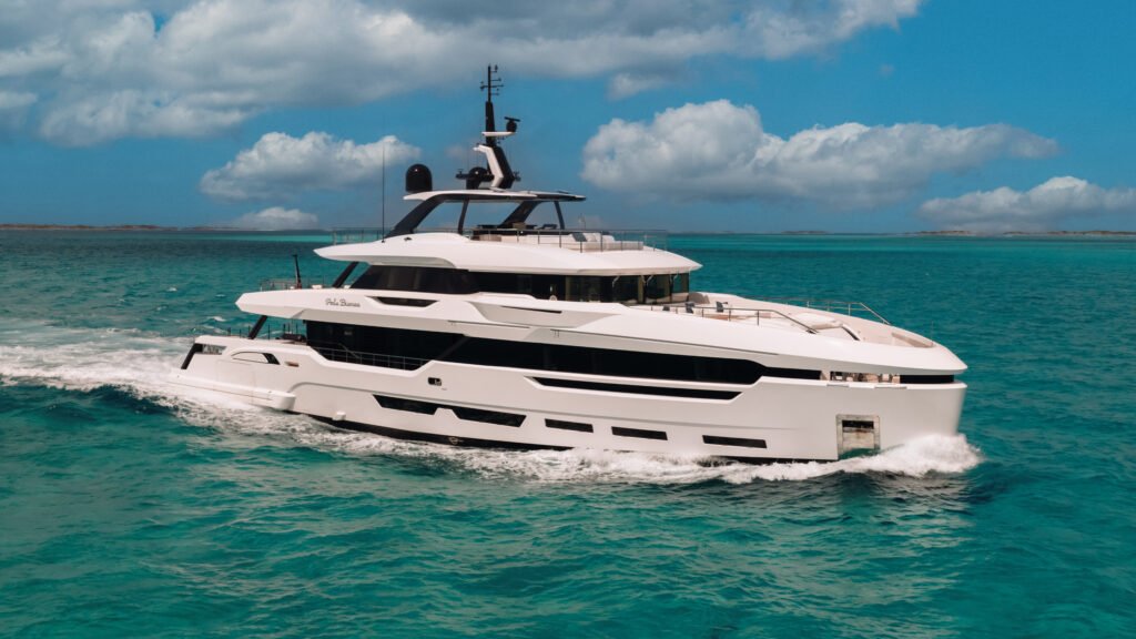 Perla Bianca Yacht for charter 2