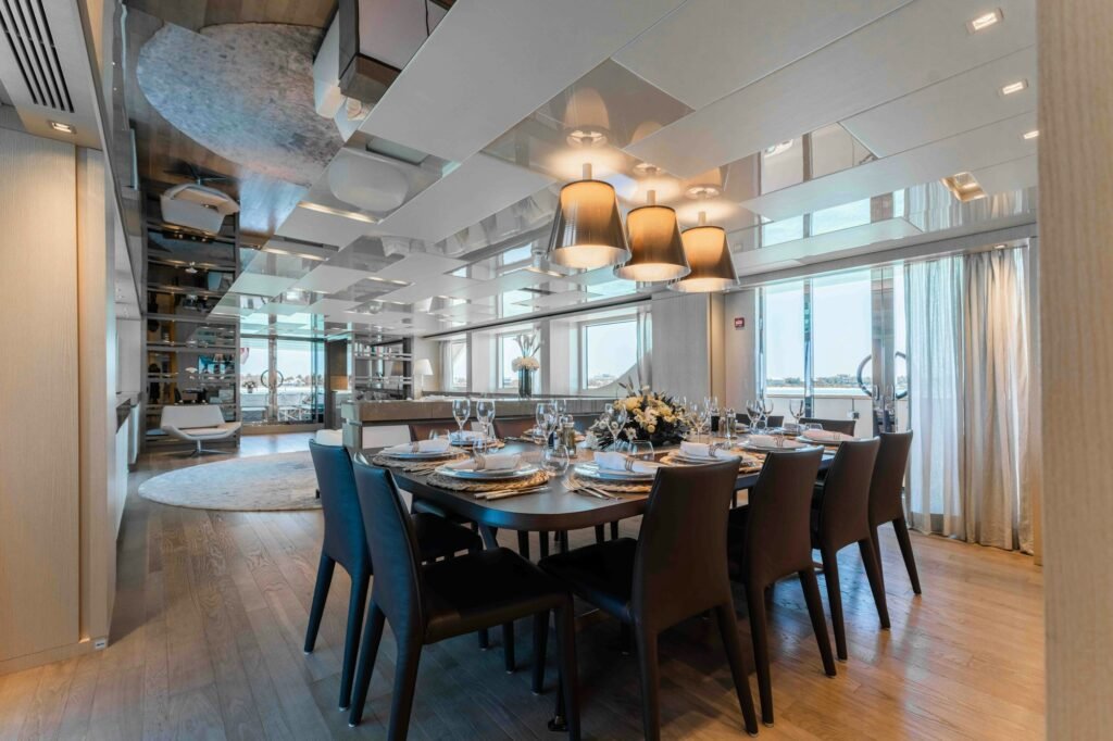 PREMURA formal dining