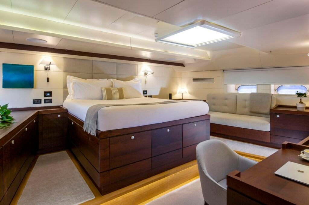 RADIANCE master cabin