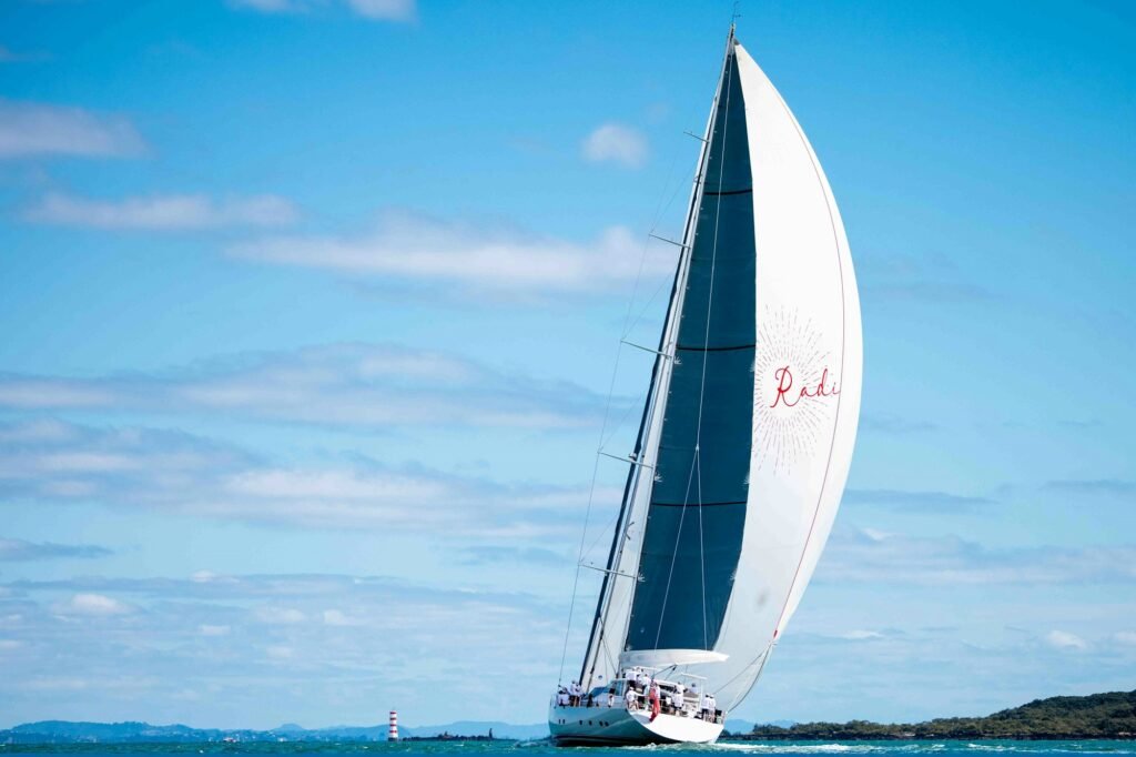 RADIANCE sailing profile