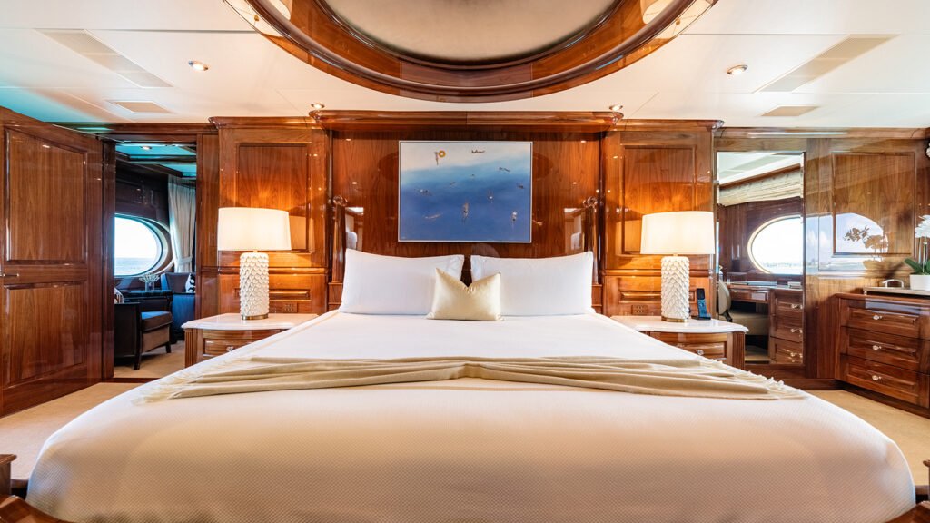 REMEMBER WHEN, 49-metre Christensen charter yacht (view 23)
