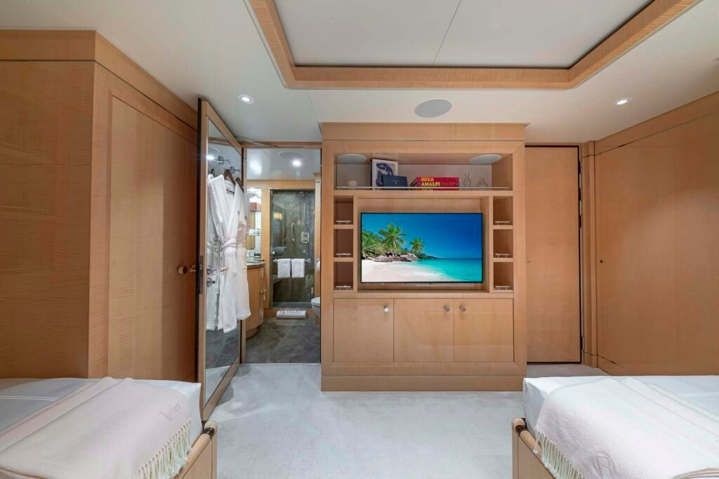 REVELRY twin guest stateroom