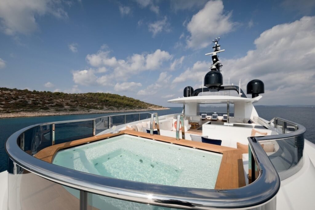SAMURAI deck and sea