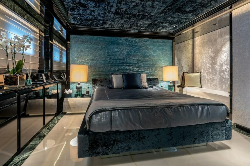 SARASTAR double guest stateroom