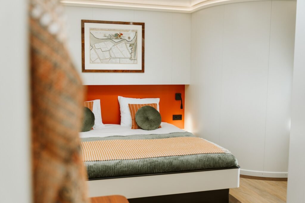 SCINTILLA MARIS guest cabin