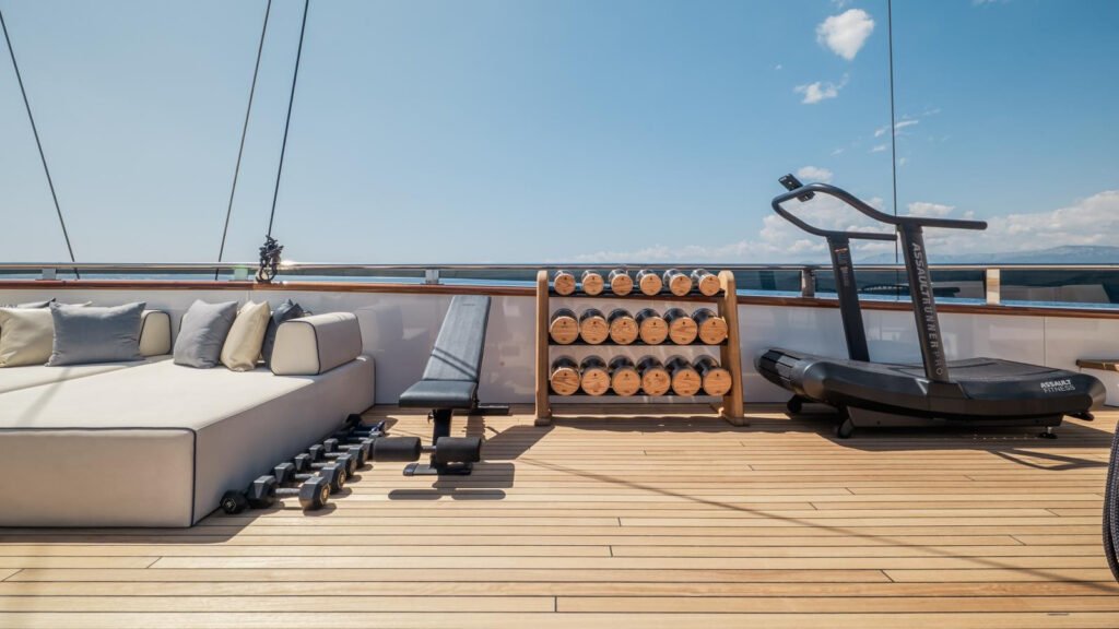 BVI sailing charter, yacht at anchor in Sir Francis Drake Channel