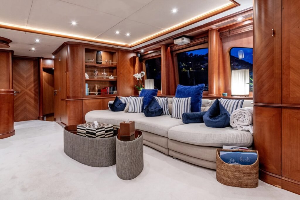 SEA BLUEZ VIP cabin