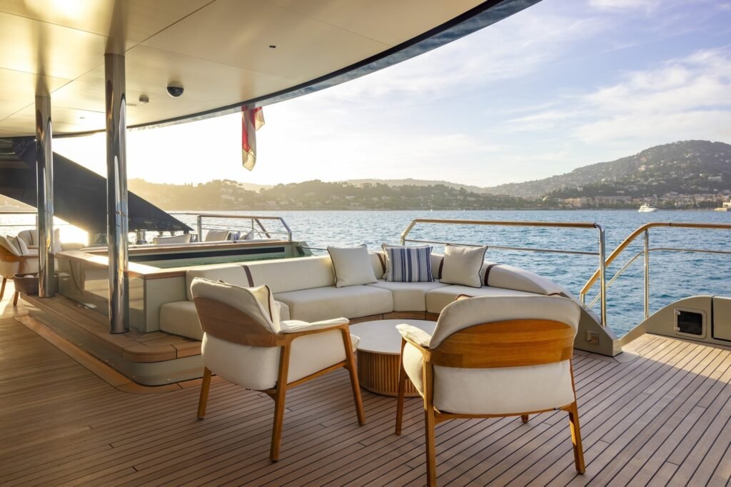 SEAWOLF X owner suite