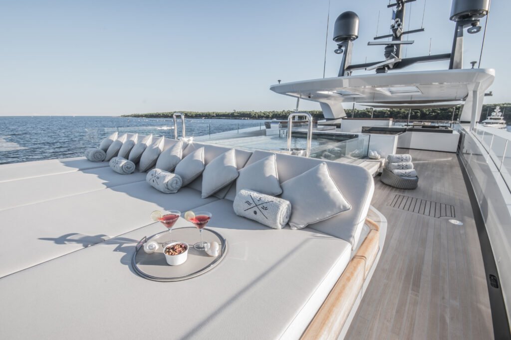 Severins Yacht for charter 5