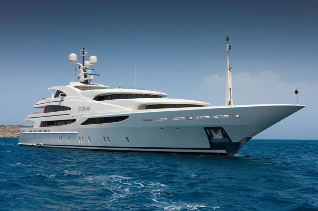 ST DAVID for charter, profile view