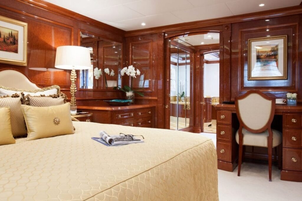 ST DAVID VIP suite