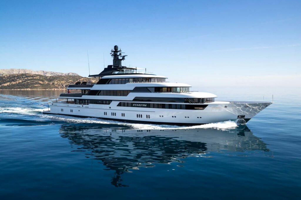 STARFIRE for charter, profile view
