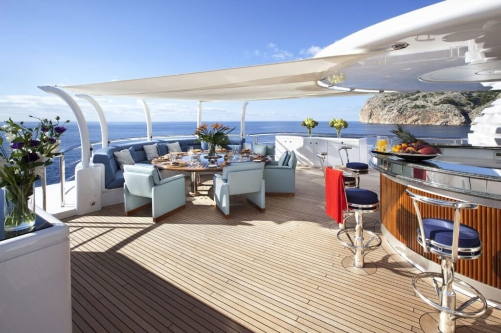 SYCARA V upper deck lounge