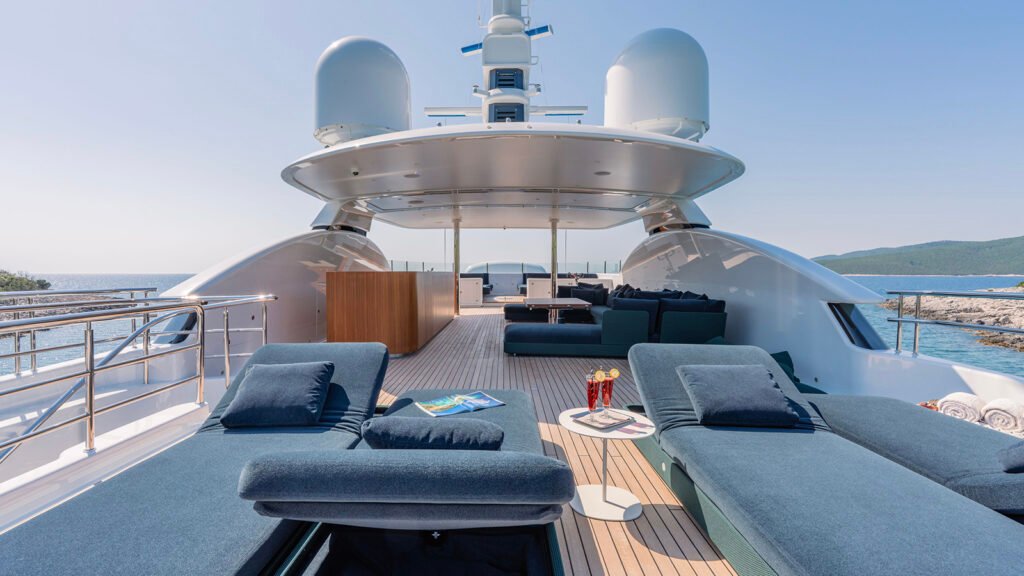 TIREA, 49-metre motor yacht for charter (view 62)