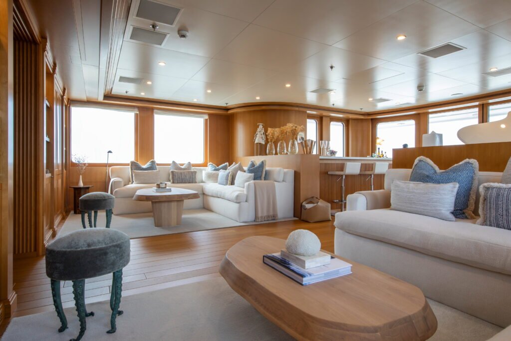 Treehouse Yacht for charter 4