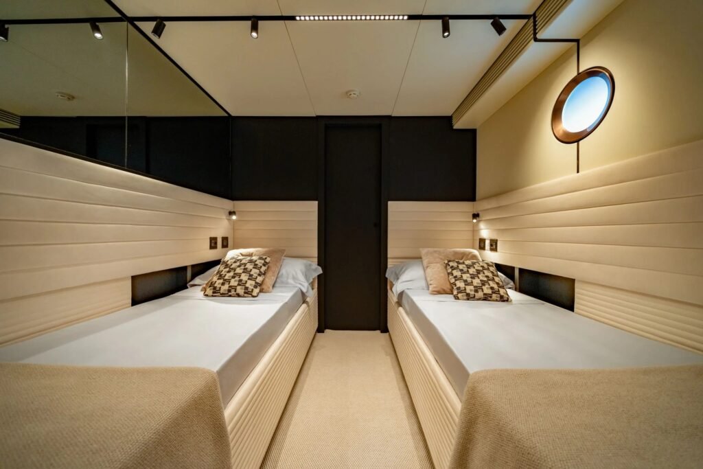 22 metre 3 cabin yacht around 3000000 euros for sale, exterior on the water