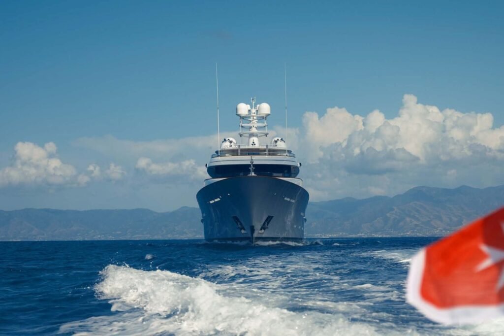 VASSA for charter, profile view