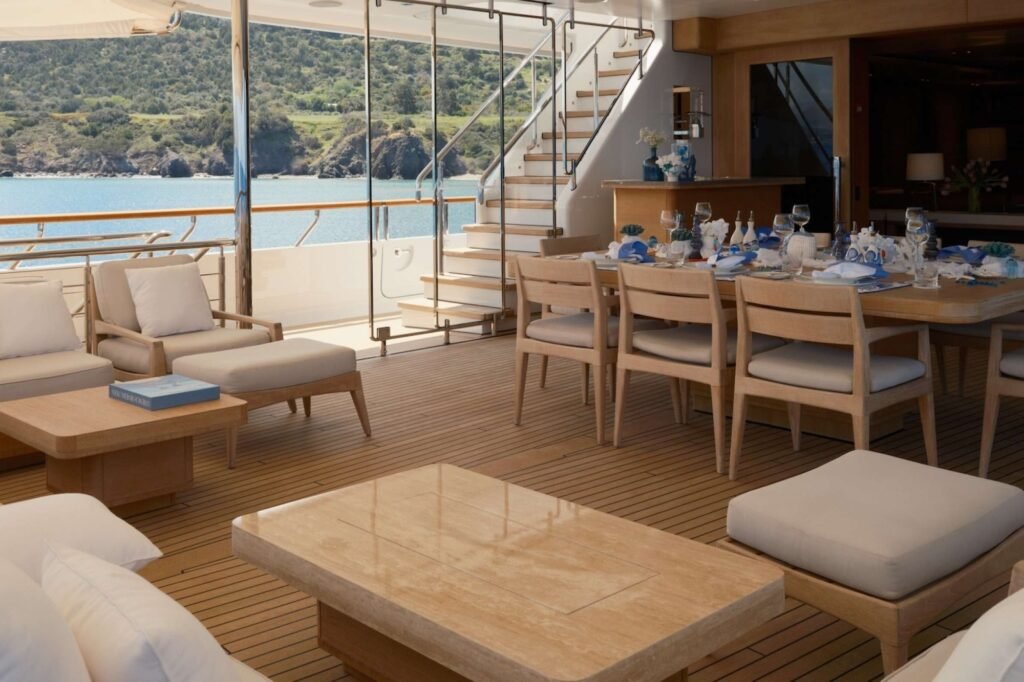 VASSA guest cabin