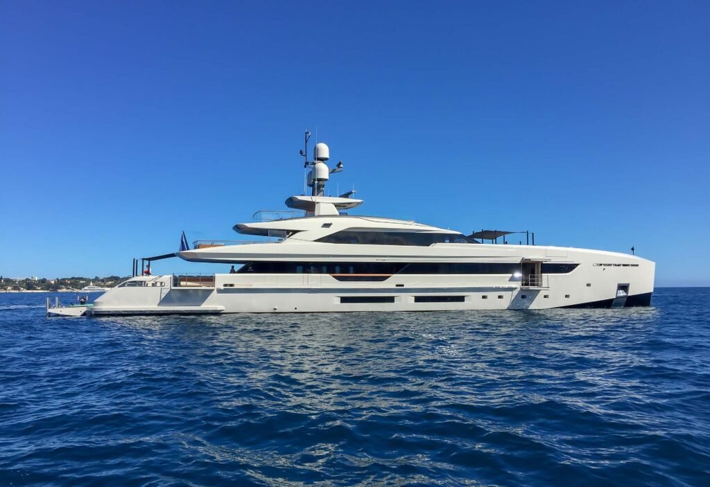 Vertige Yacht for charter 2