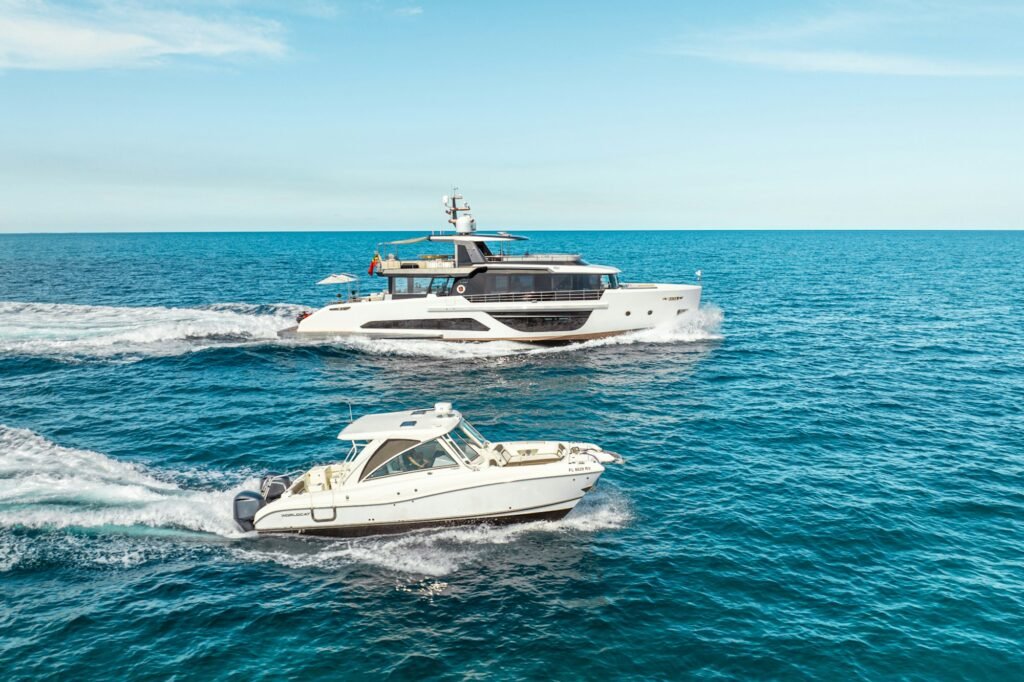VIVACE for charter, profile view