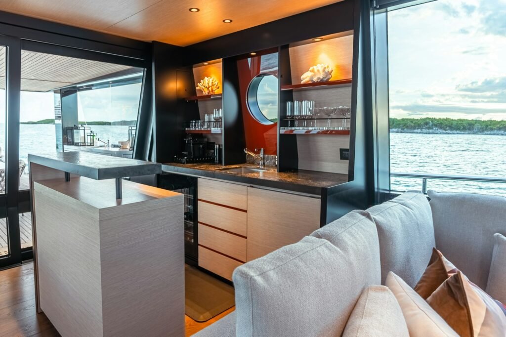 VIVACE skylounge with sea views