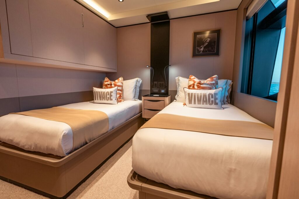 VIVACE twin guest cabin