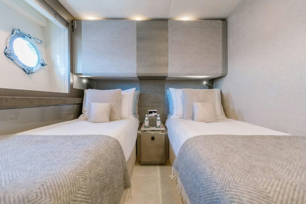 VIVALDI twin cabin