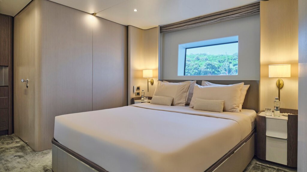 Volante charter yacht